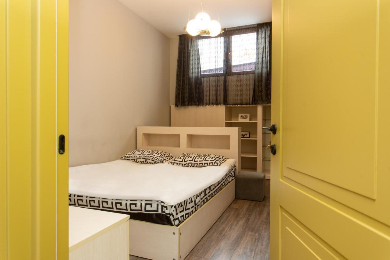 Luxury 4 Bedroom Apartment #1 In The City Center Of Tbilisi Esterno foto