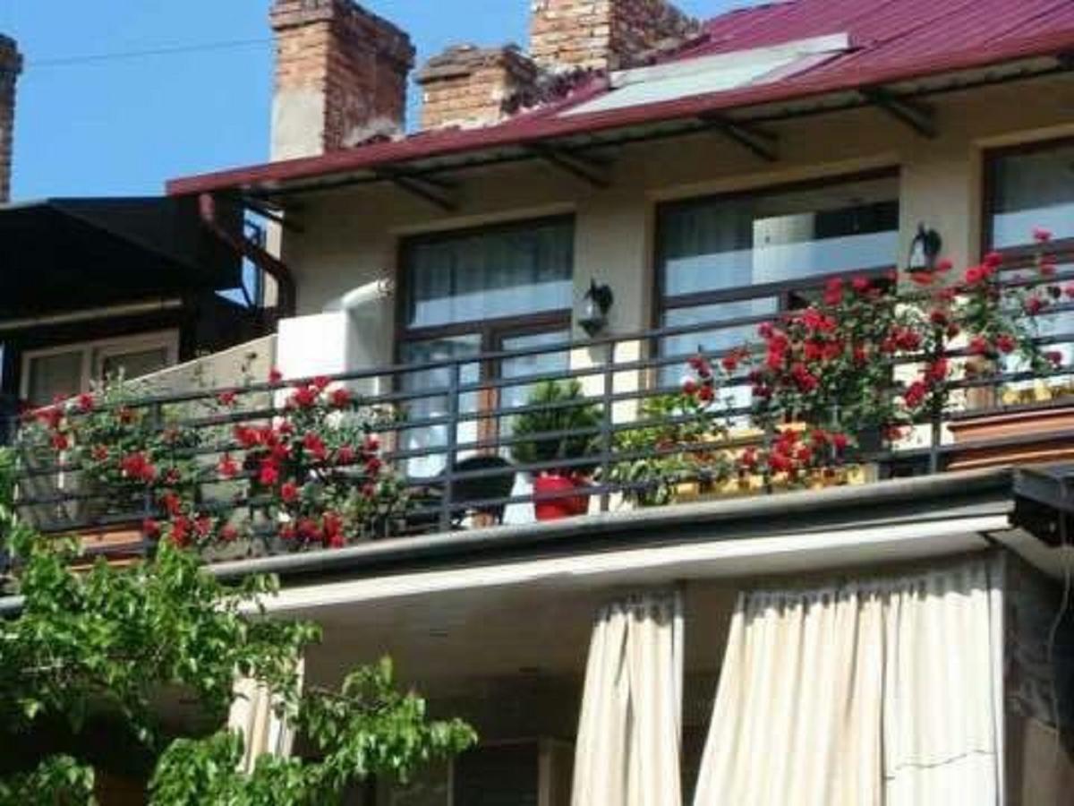 Luxury 4 Bedroom Apartment #1 In The City Center Of Tbilisi Esterno foto